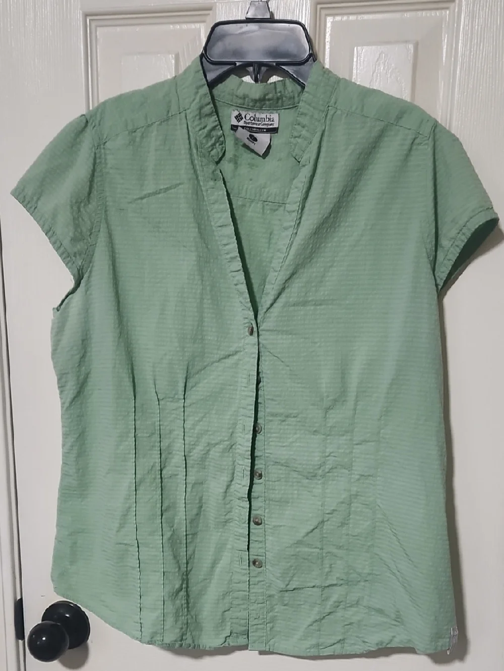 Columbia Light Sage Green Short Sleeve Button-Front Shirt - Picture 1 of 4
